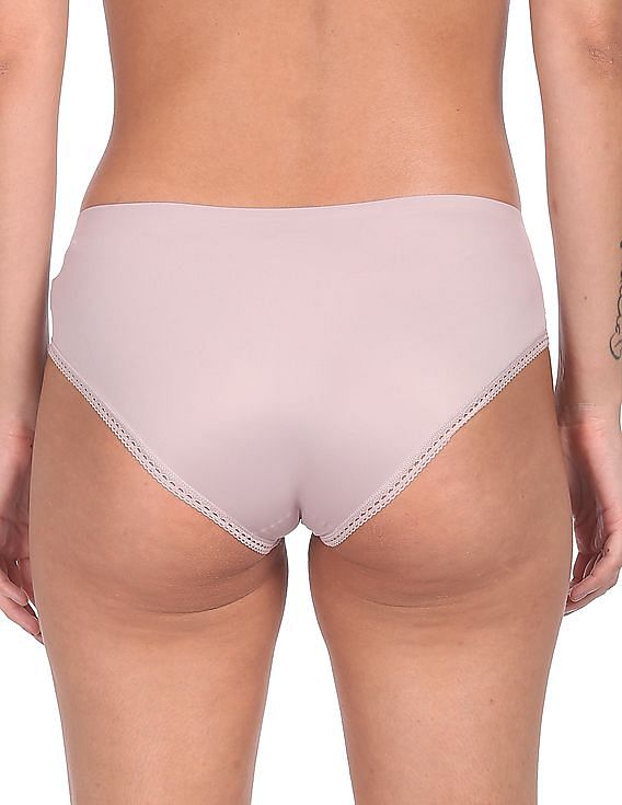 Buy Calvin Klein Underwear Women Mauve Liquid Touch Solid Hipster Panties -  NNNOW.com