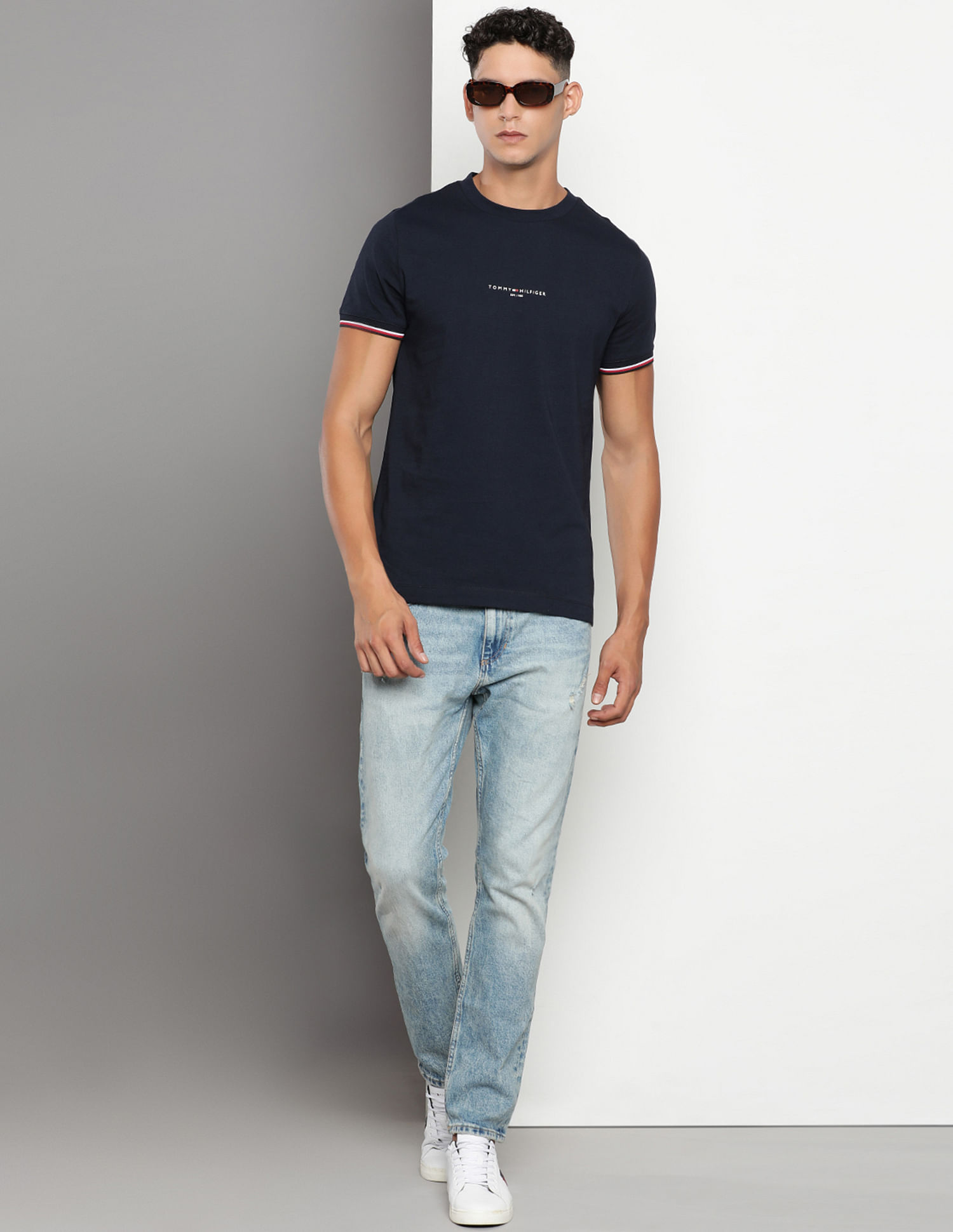 Tommy Hilfiger Transitional Cotton Tipped Sleeve Hem T-Shirt