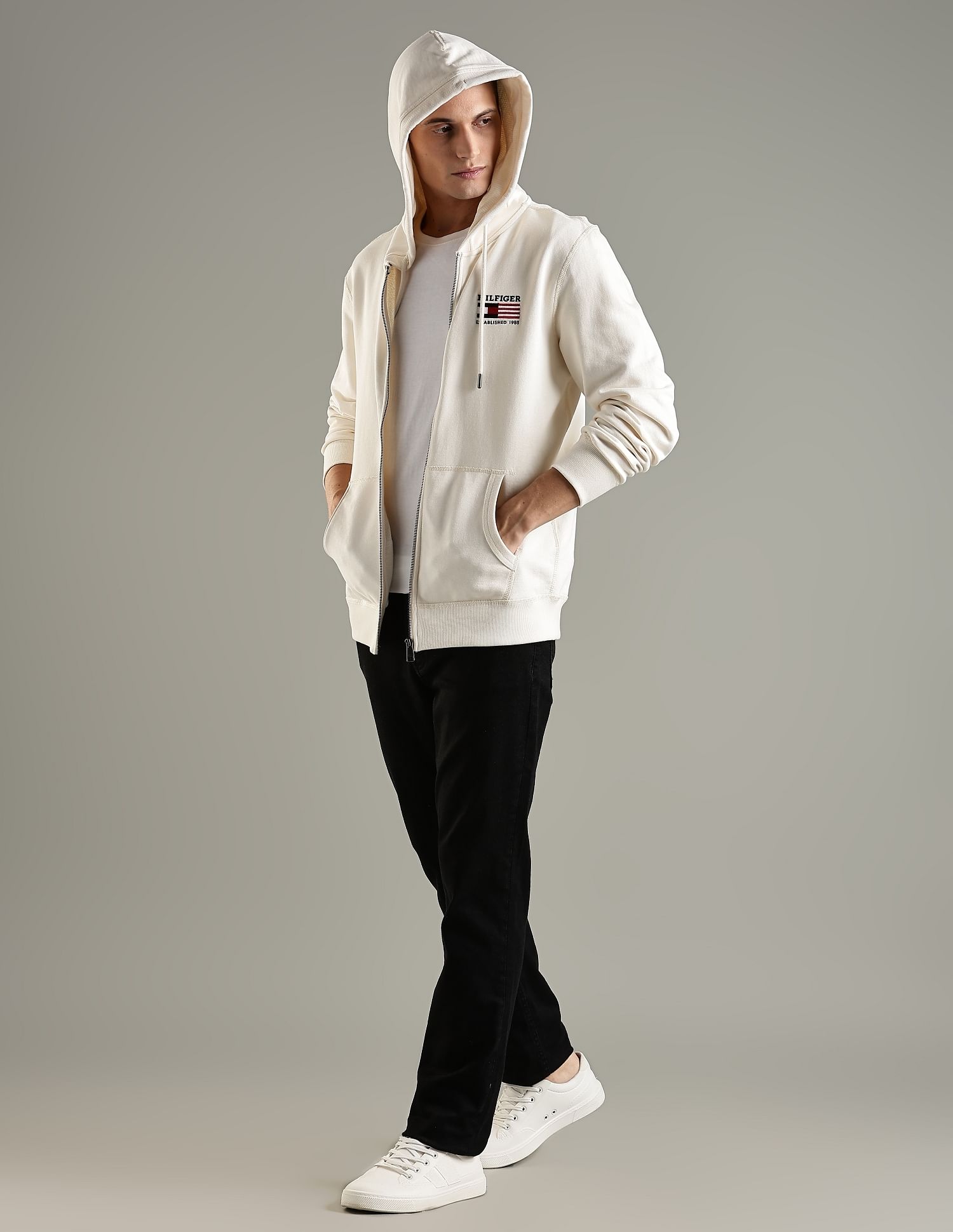 Tommy Hilfiger Embroidered Logo Regular Fit Cotton Sweatshirt