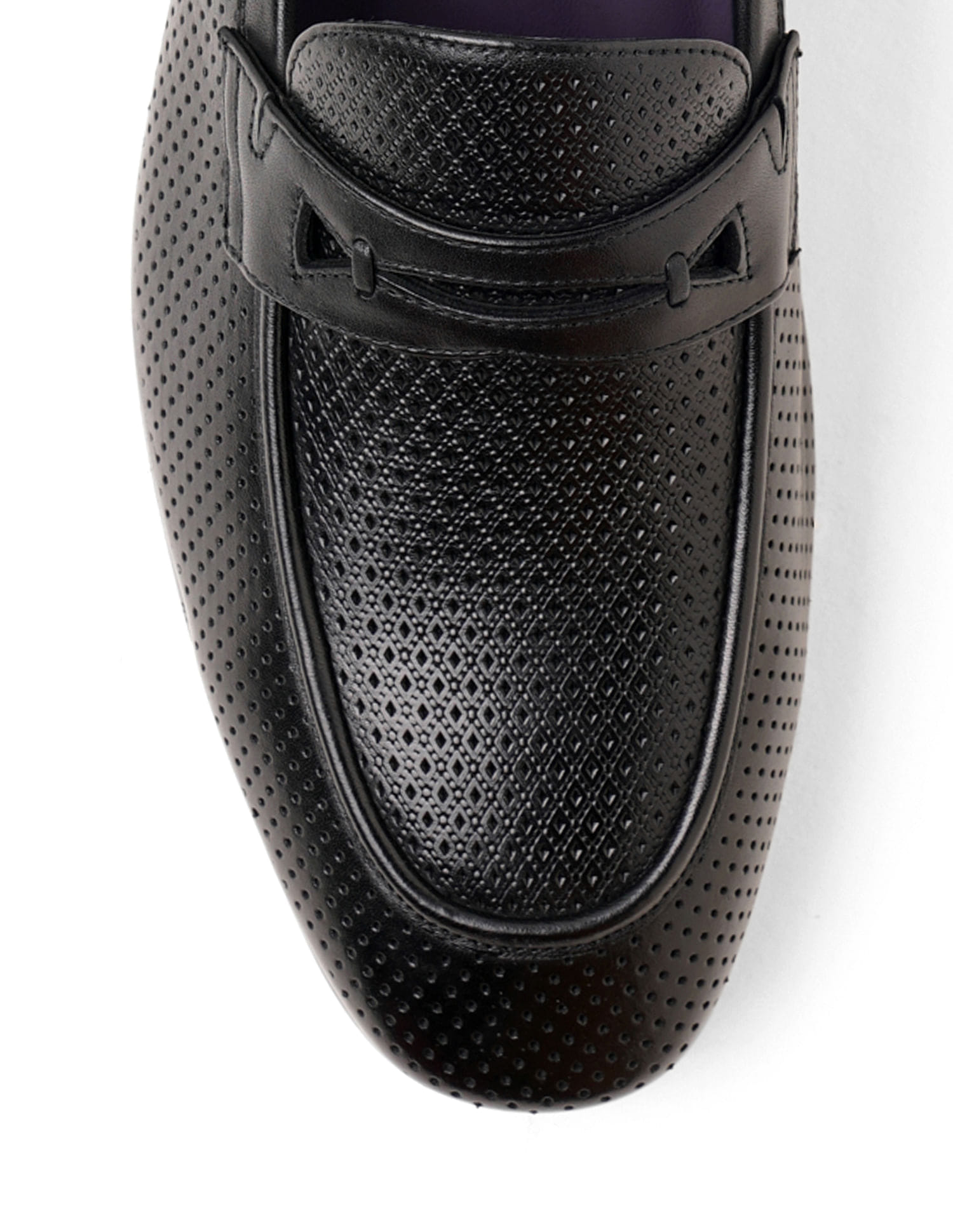 Buy Arrow Men Textured Leone Slip On Shoes - NNNOW.com