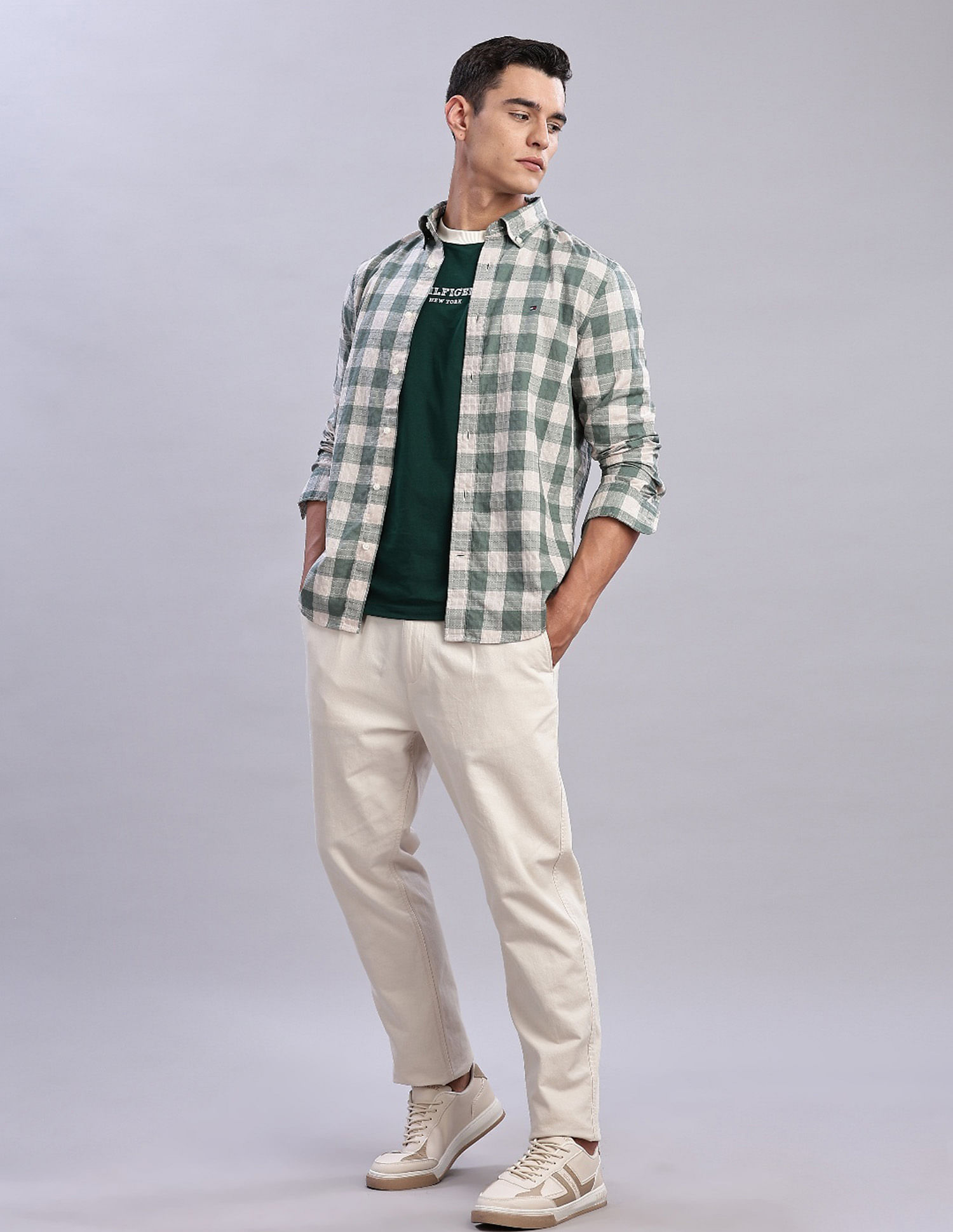 Tommy Hilfiger Checked Regular Fit Plain Woven Shirt