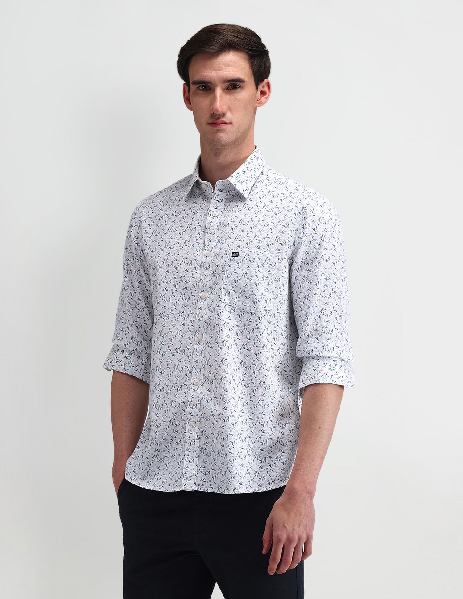 Arrow Sport Tailored Fit Floral Shirt