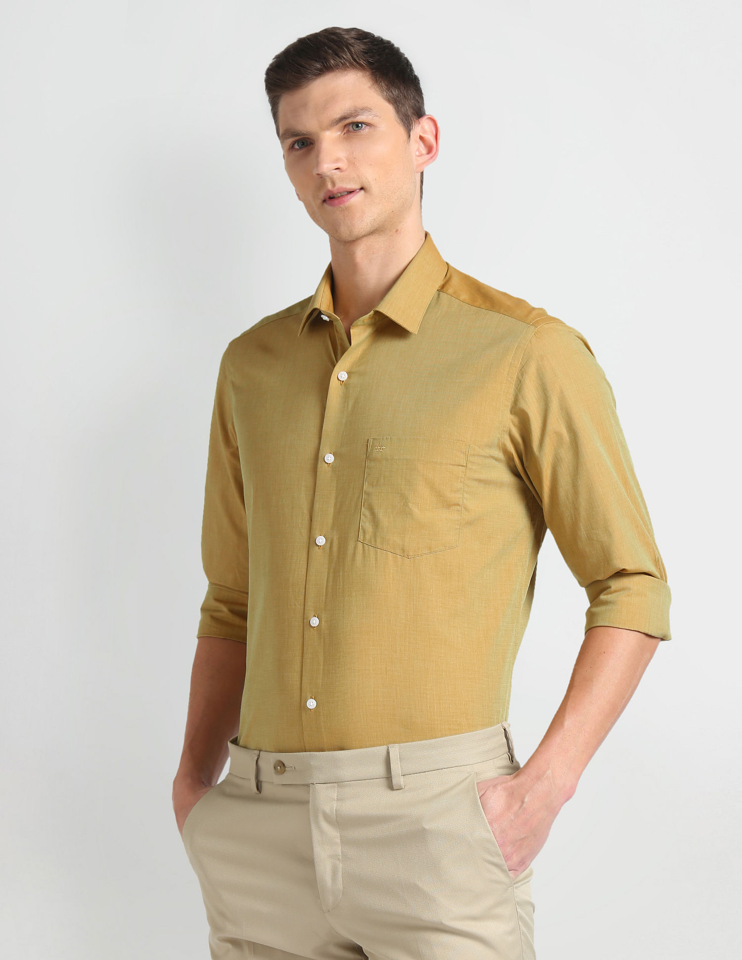 Arrow Manhattan Slim Fit Cotton Shirt