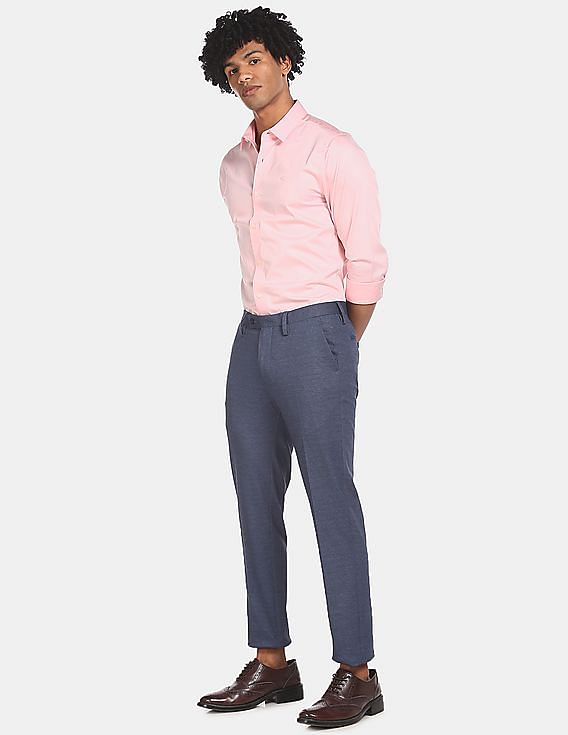 Calvin Klein Men Light Pink Slim Fit Stretch Satin Solid Casual Shirt