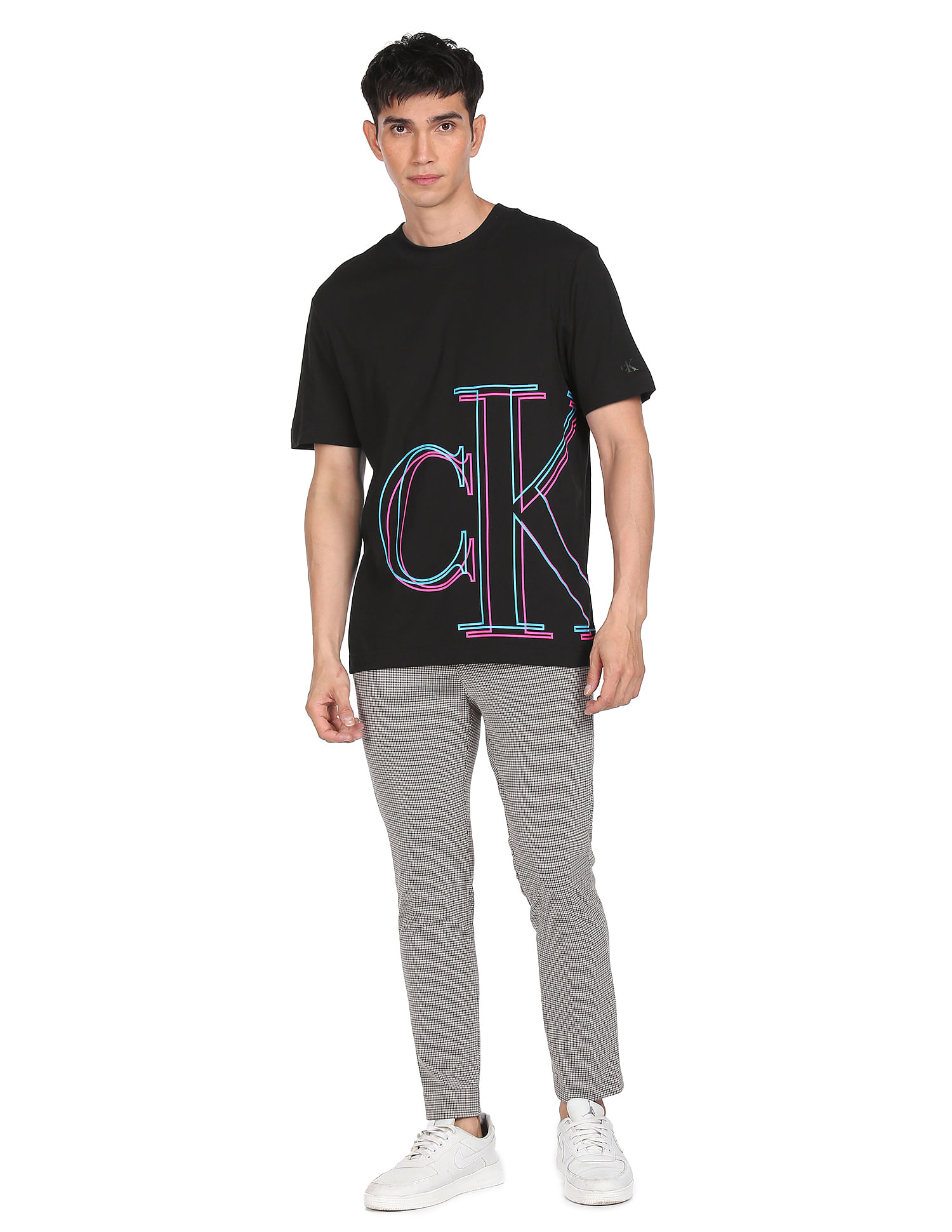 Buy Calvin Klein Jeans Men Pure Cotton Brand Logo Printed T Shirt - Tshirts  for Men 21086390