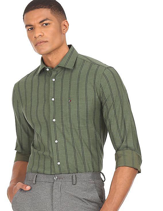 Buy Tommy Hilfiger Men Green Regular Fit Melange Striped Smart