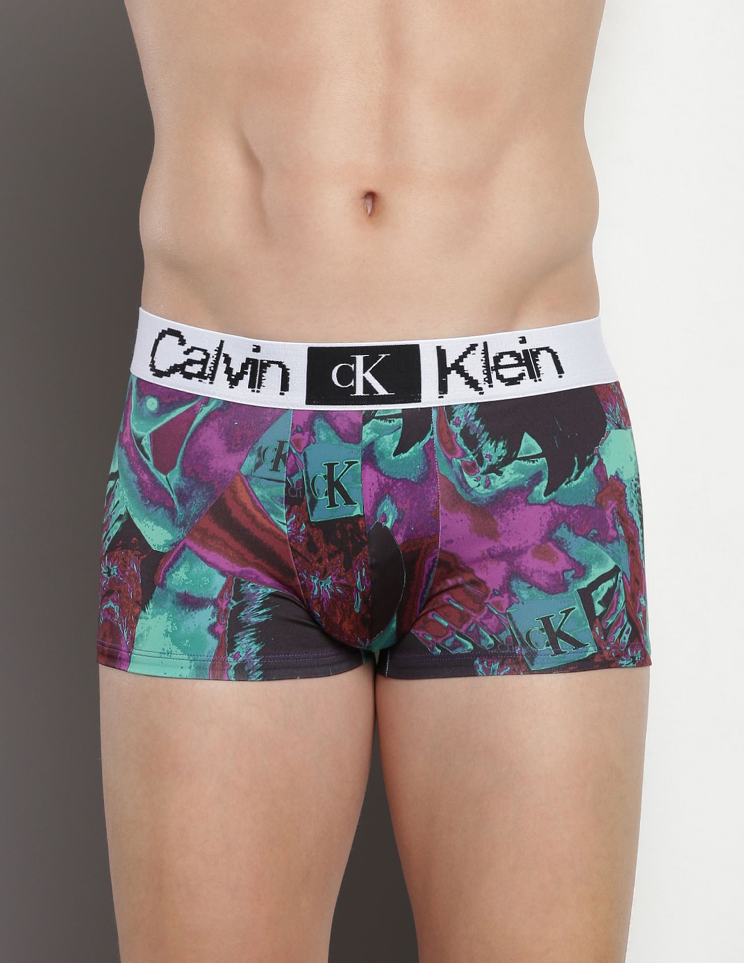Buy Calvin Klein Underwear Low Rise Abstract Print Trunks NNNOW