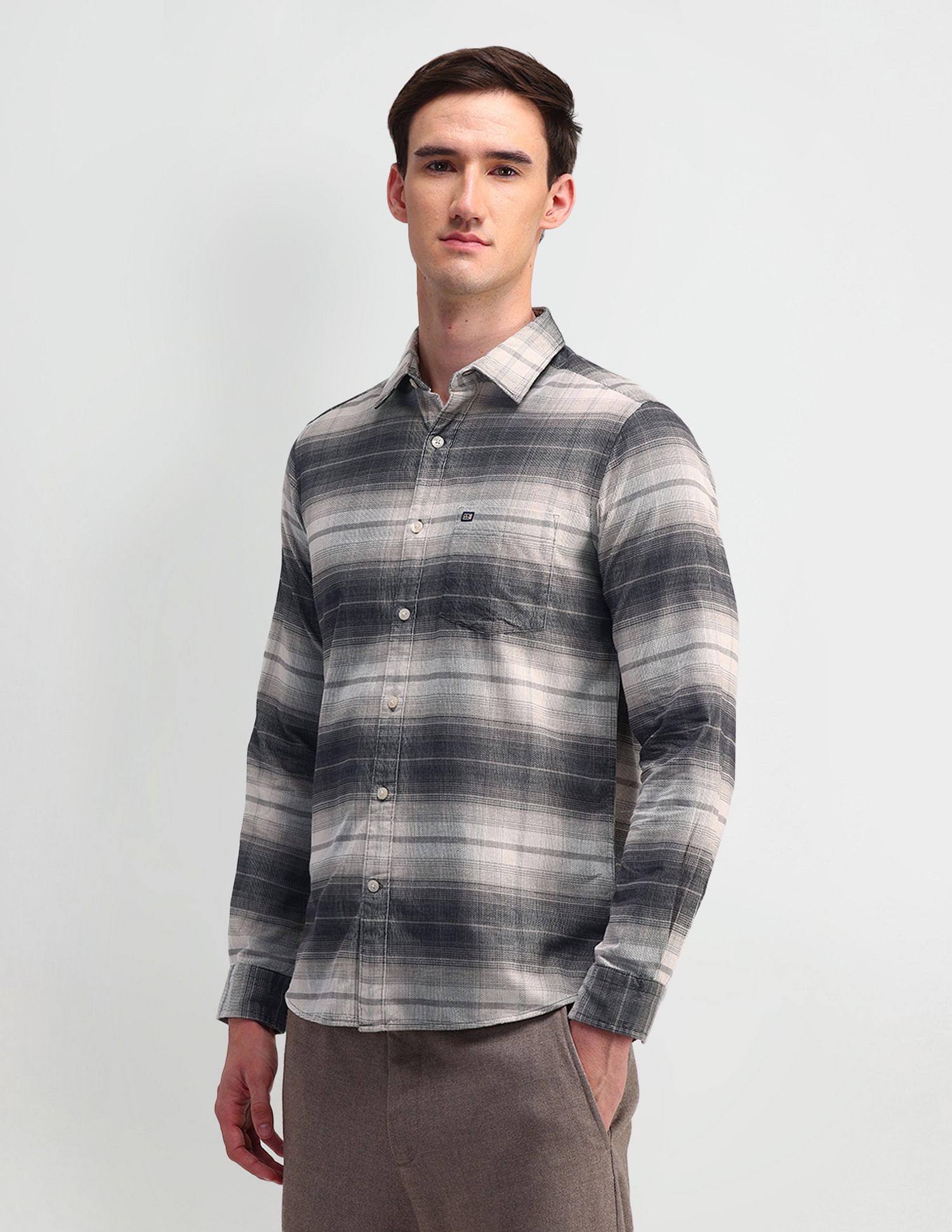 Arrow Sport Slim Fit Lightweight Corduroy Shirt