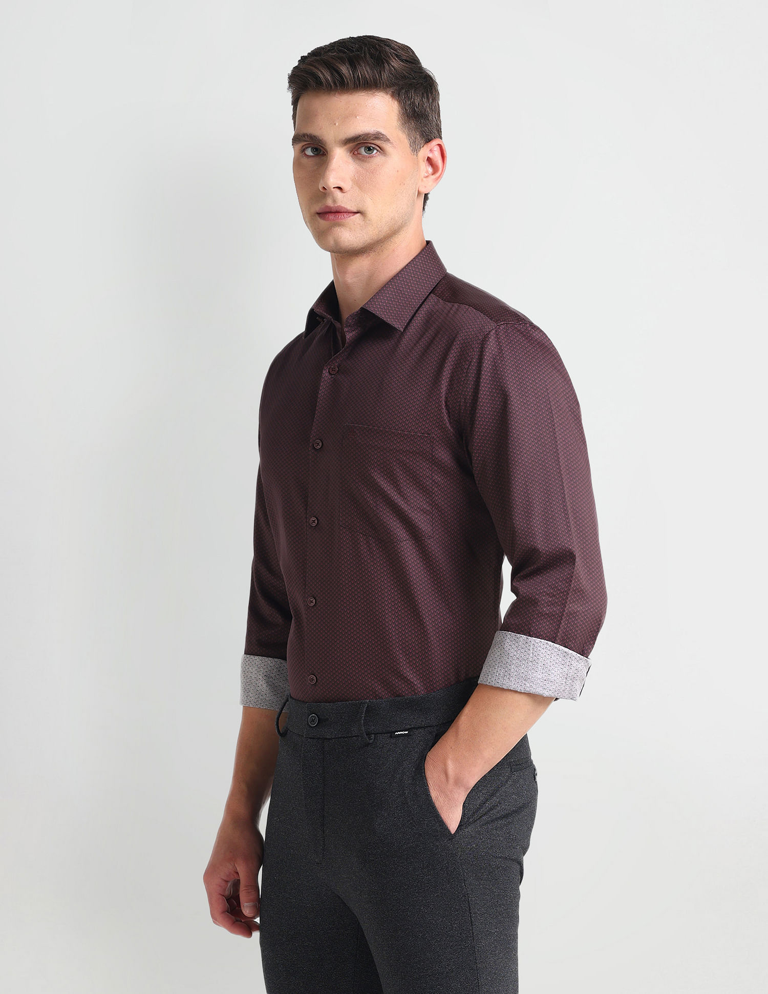 Arrow Cutaway Collar Geometric Print Shirt