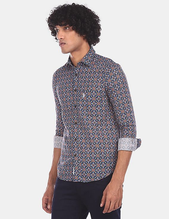 U.S. Polo Assn. Spread Collar Printed Casual Shirt