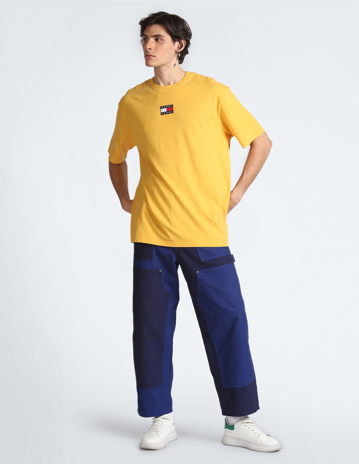 Tommy Hilfiger Transitional Organic Cotton  Logo Badge T-Shirt