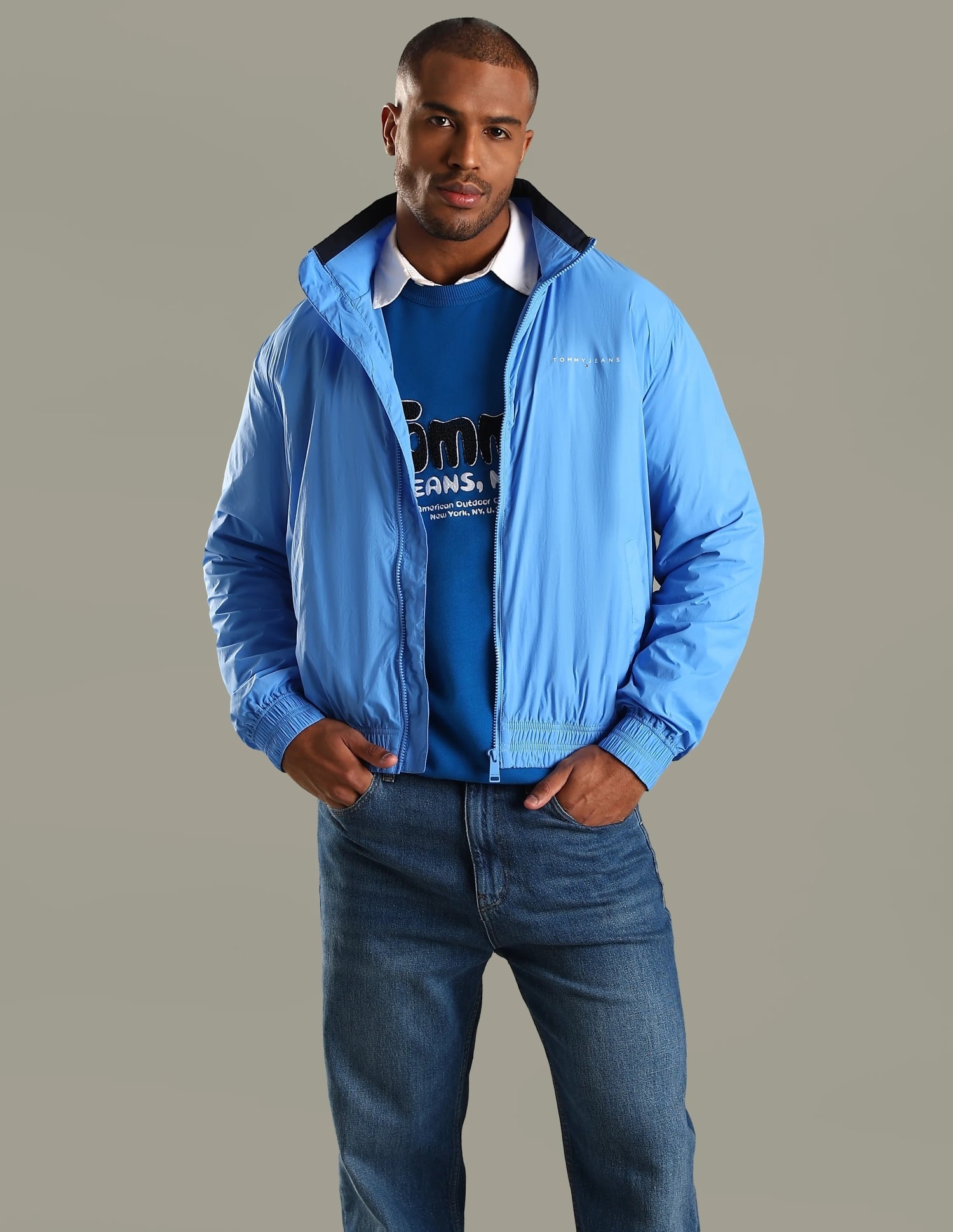 Buy Tommy Hilfiger Solid Regular Fit Nylon Jacket - NNNOW.com