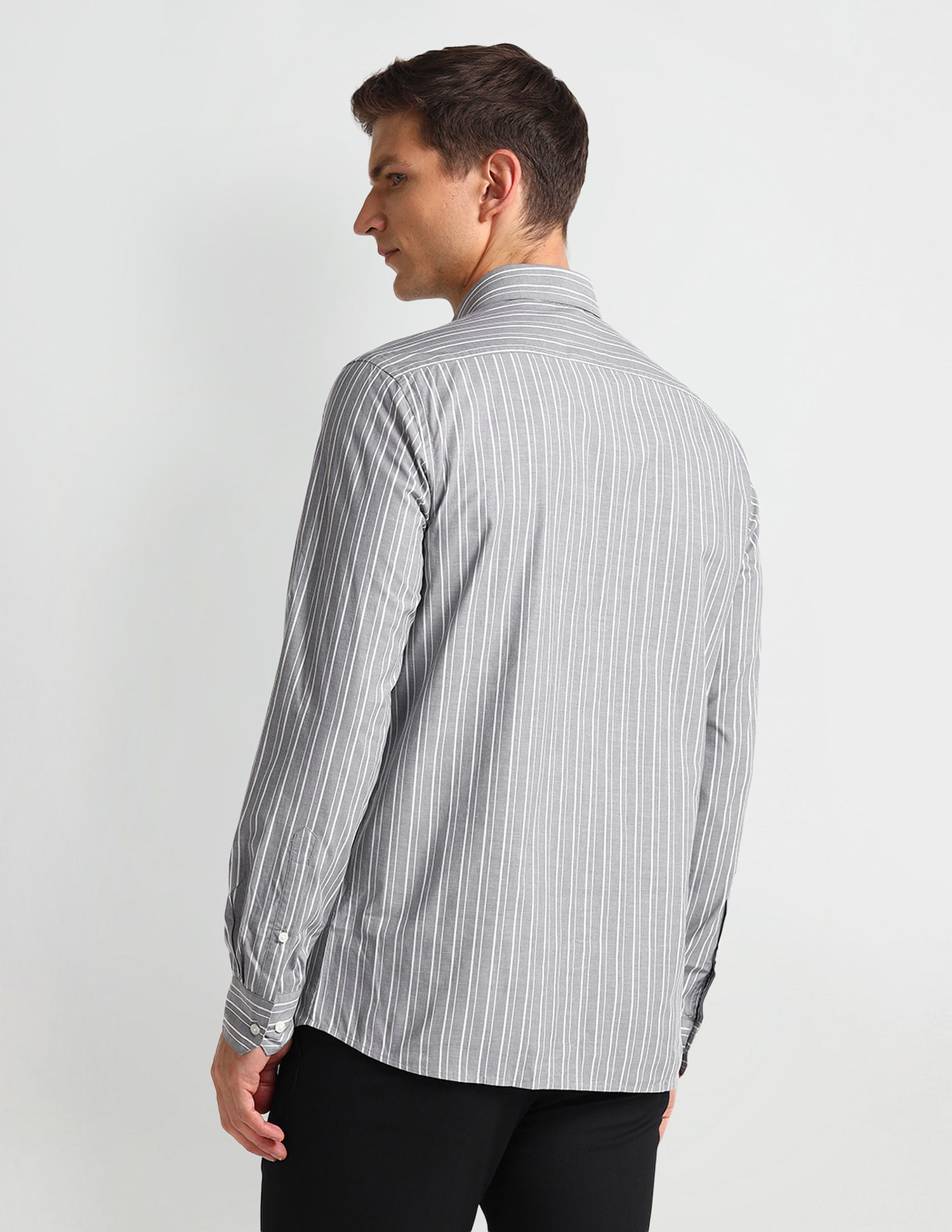 Arrow Manhattan Slim Vertical Striped Cotton Shirt