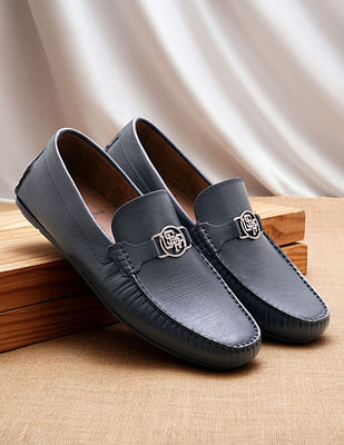 Branded fashion loafer shoes for mens