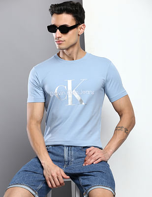 Buy Calvin Klein Jeans Short Sleeve Logo T-Shirt - NNNOW.com