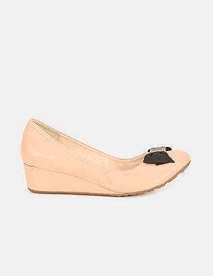 Bow Wedge Cole Haan Go To Wedge Buy Cole Haan Women Nude Tali Soft - Main Image