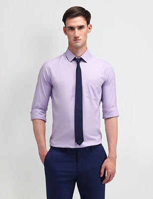 Arrow Manhattan Slim Fit Solid Shirt