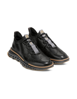 Buy Cole Haan Men Black 5.Zerøgrand Wingtip Oxford Shoes - NNNOW.com