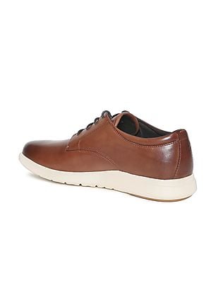 Buy Cole Haan Grand Plus Essex Wedge Oxford Sneakers - NNNOW.com display picture 3