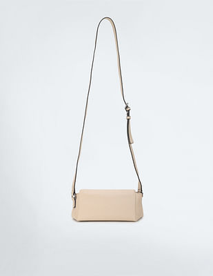 T.JEANS■Pillow Flap CrossBag ★送料込 Buy Calvin Klein Jeans Adjustable Strap Flap Crossover Bag