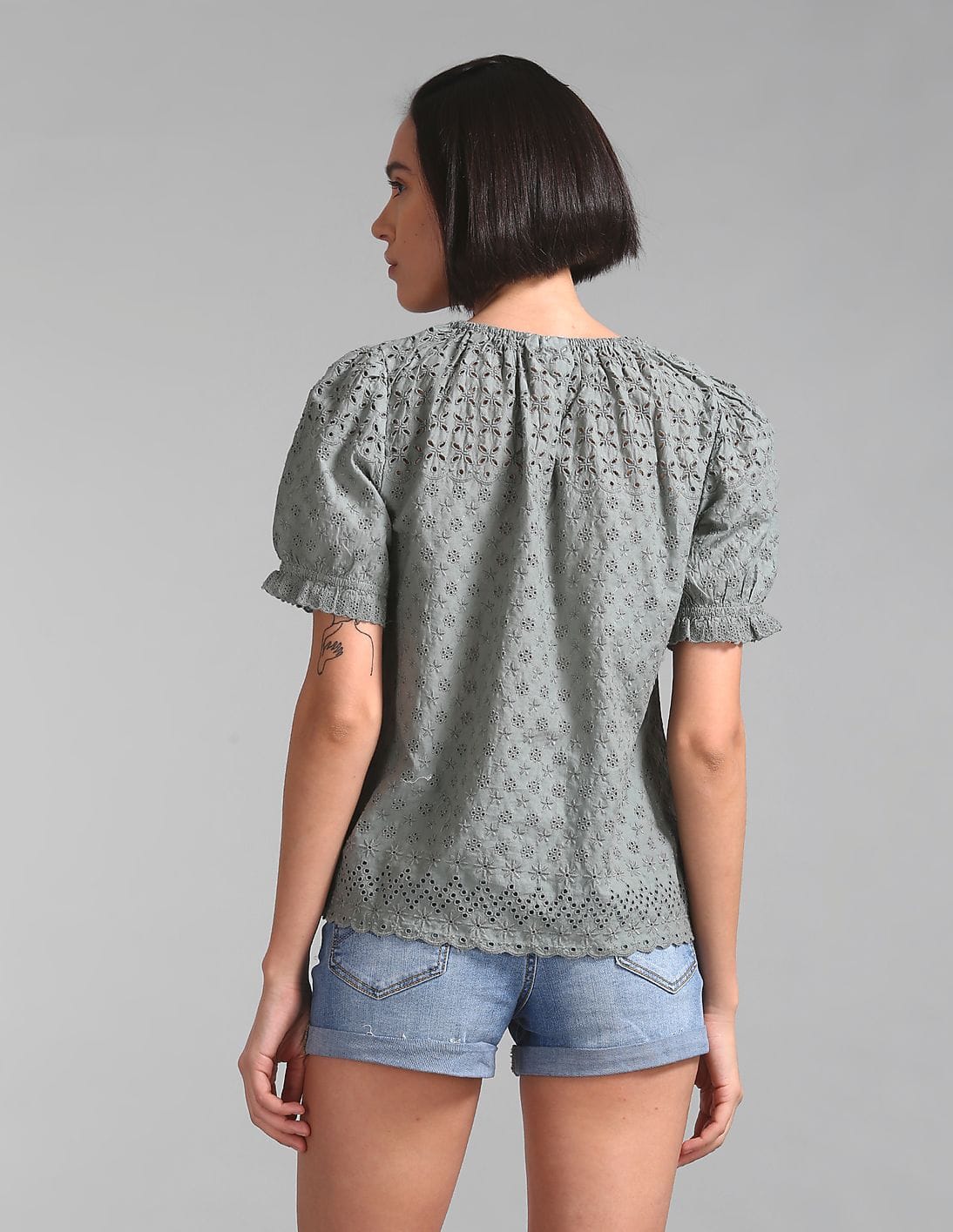 Buy GAP Women Women Green Short Sleeve Eyelet Top - NNNOW.com