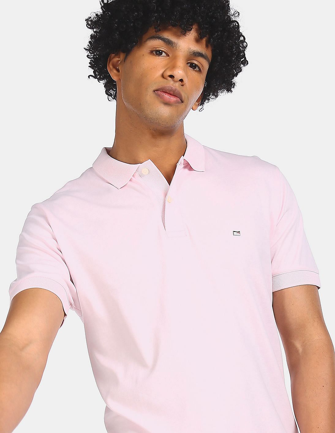 Buy Tommy Hilfiger Men Light Pink Short Sleeve Solid Polo Shirt - NNNOW.com