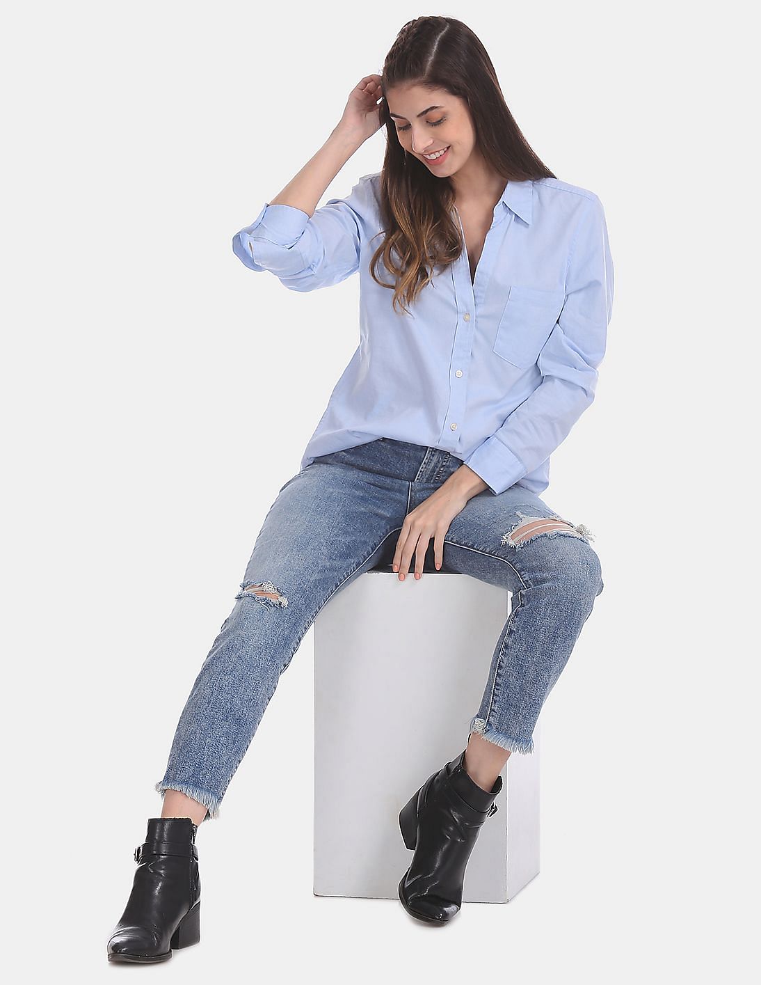 Buy GAP Women Blue Oxford Boyfriend Shirt - NNNOW.com
