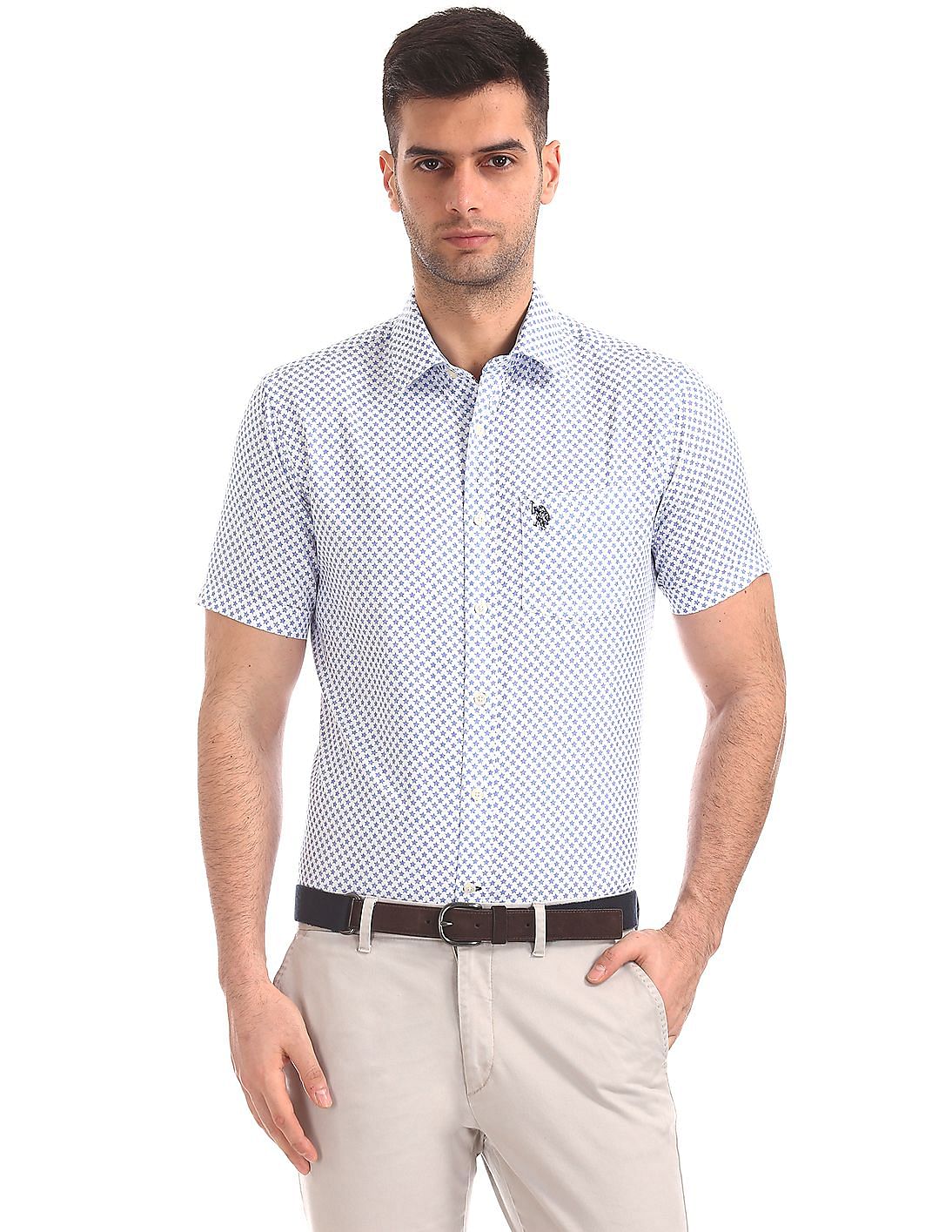 Buy Men Tailored Regular Fit Short Sleeve Shirt online at NNNOW.com