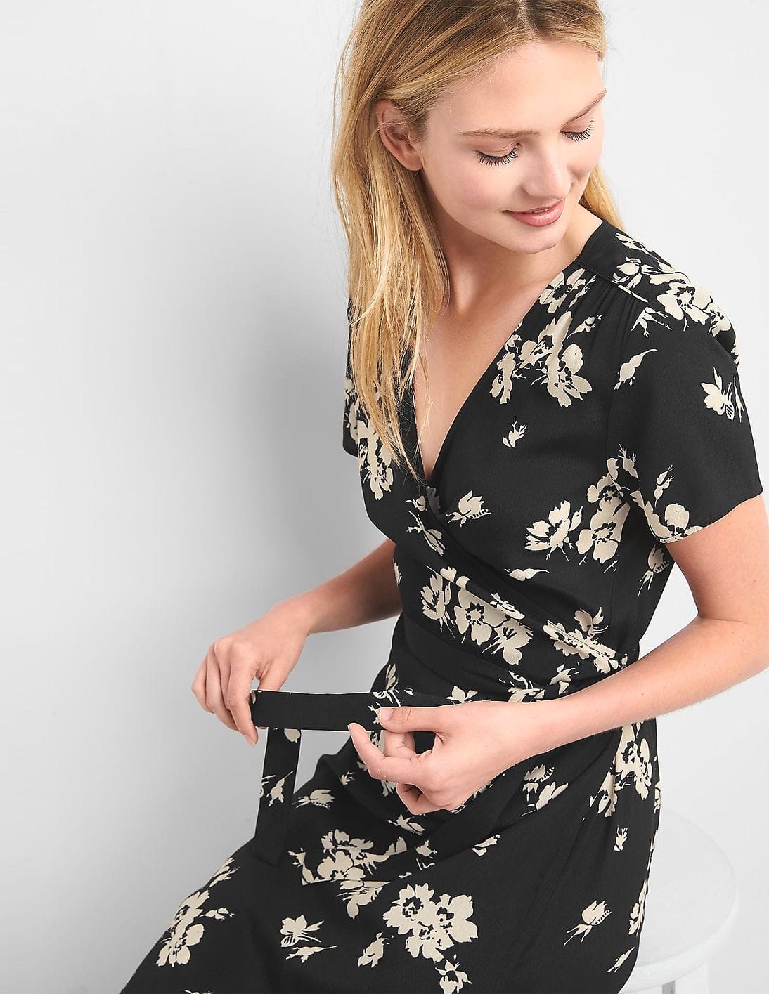 frances midi dress Francis Eyelet Midi Dress – Koo De Ker