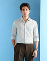 Arrow Twill Vertical Striped Velocity Shirt