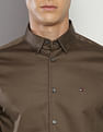 Tommy Hilfiger Slim Fit Sateen Solid Shirt